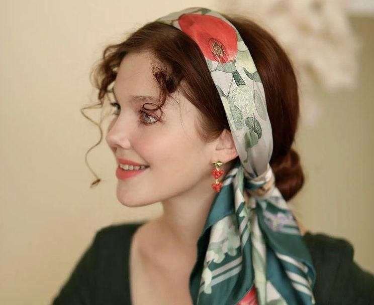 Hair Scarf: 